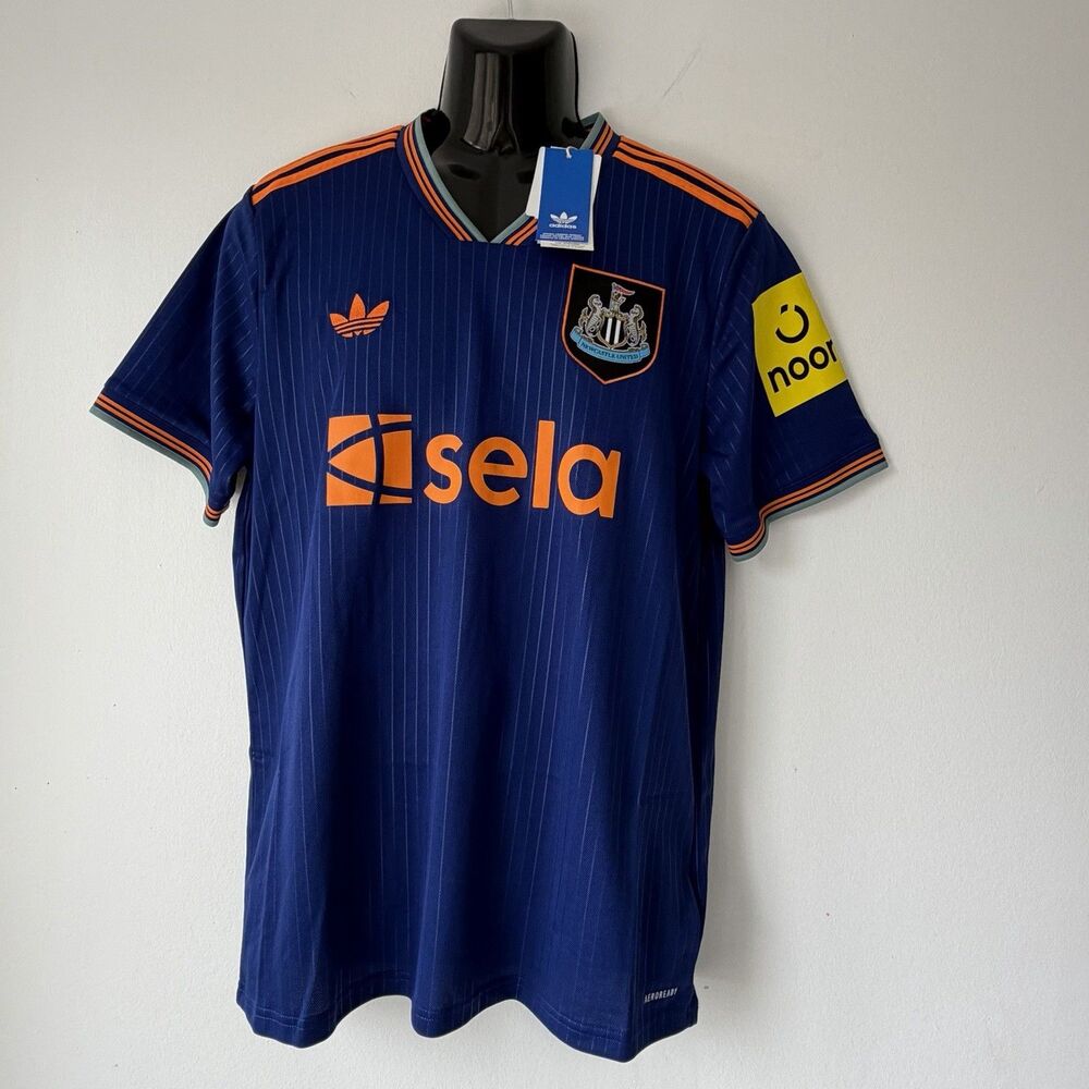 Adidas Newcastle United Third Soccer Jersey EPL 2025/26 JI7388 Men Size L NWT